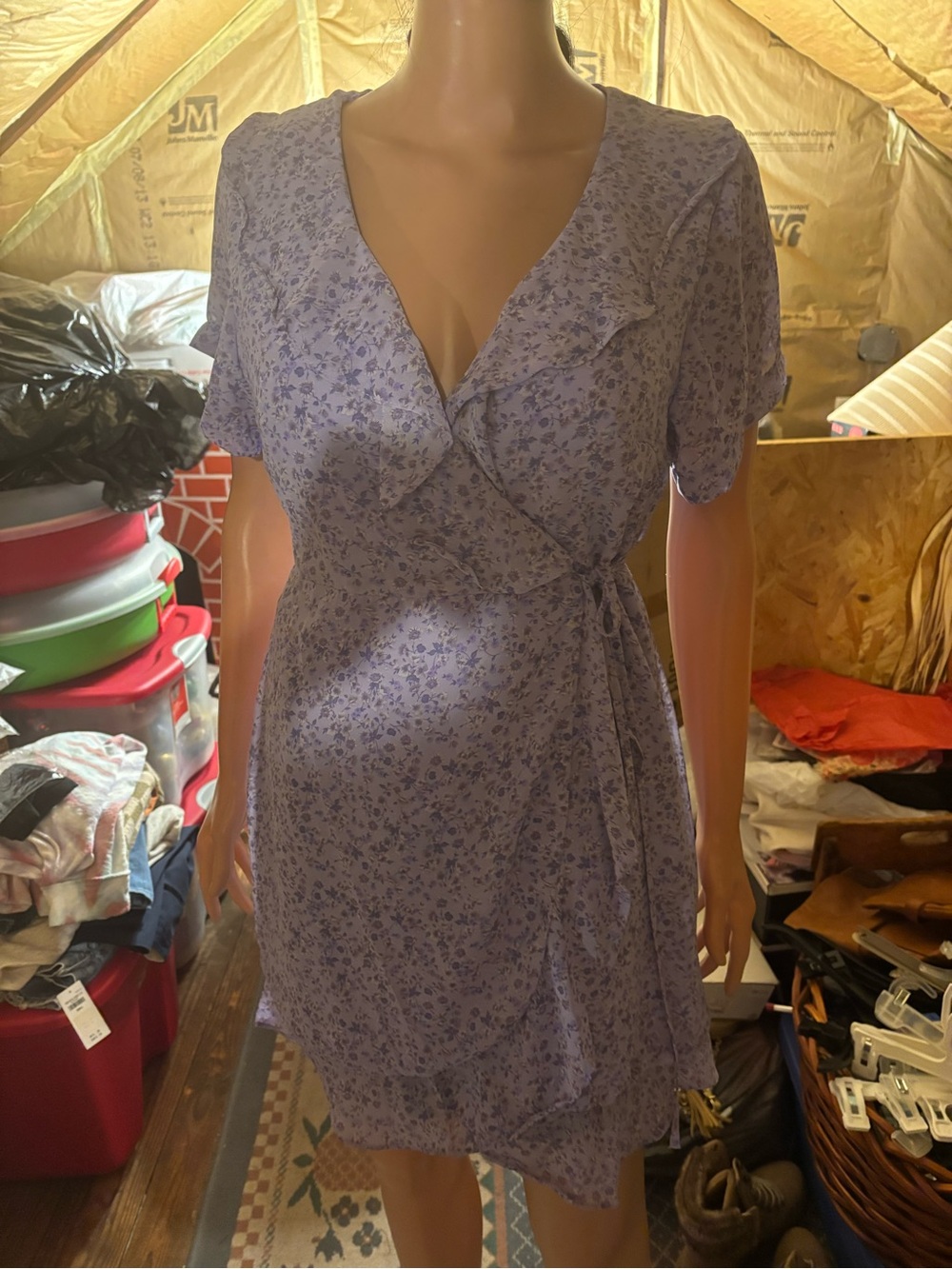 Floral Wrap Dress in Lilac Women's Wrap Dress Size 8 US